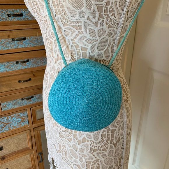 Woven Round Boho/Island Crossbody - Bag Blue - Picture 4 of 5